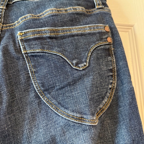 Judy Blue Skinny jeans - Picture 4 of 4